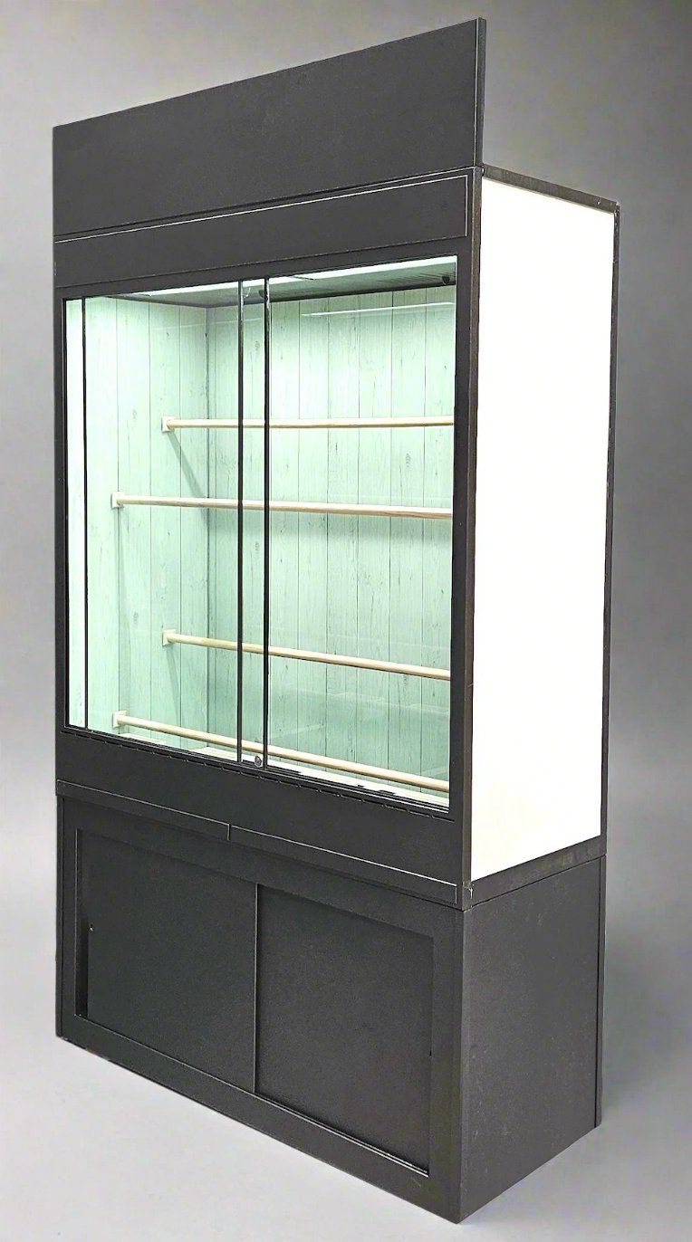 Small Bird or Parrot Aviaries