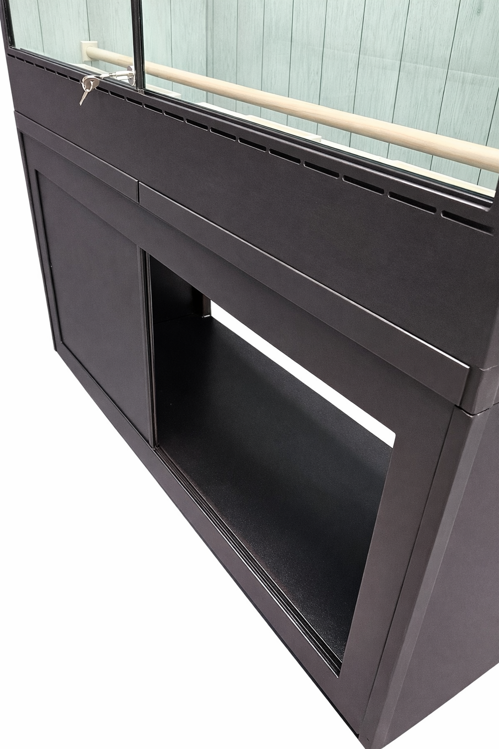 Modern Parrot Aviary