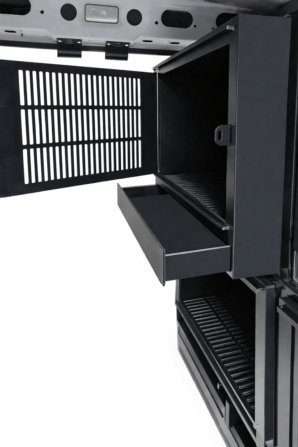 Professionally designed and installed kennel systems for customer-supplied vans. Built for pet taxis, rescues, and animal transport professionals. Durable, ventilated, and fully customizable