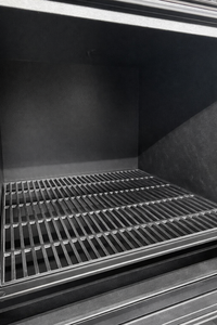 Custom Pet Transport Van Kennels
Professionally designed and installed kennel systems for customer-supplied vans. Built for pet taxis, rescues, and animal transport professionals. Durable, ventilated, and fully customizable.