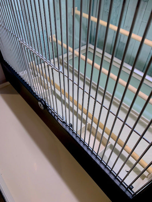 Bird or Small Parrot Commercial Aviaries